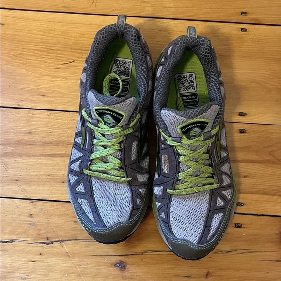 BROOKS Cascadia 8 Trail Running Sneakers Shoes All Terrain Women’s 7 Gray Green - Picture 6 of 11
